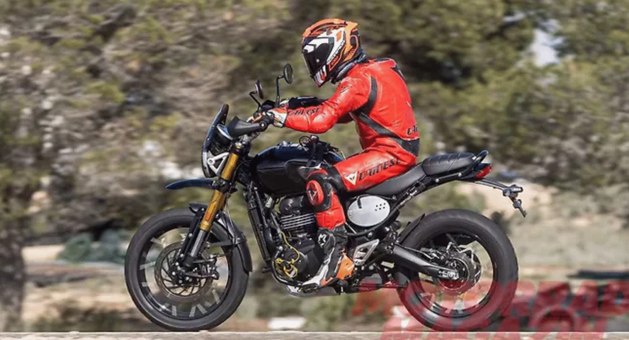 Scrambler 400 XE side profile showing long-travel suspension and dual-purpose design