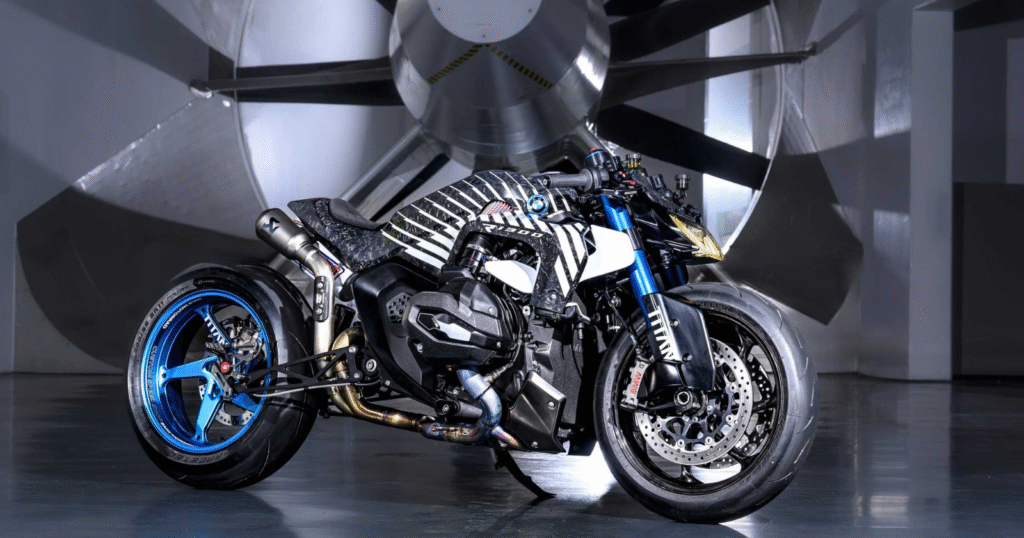 bmw 1300 r close up image