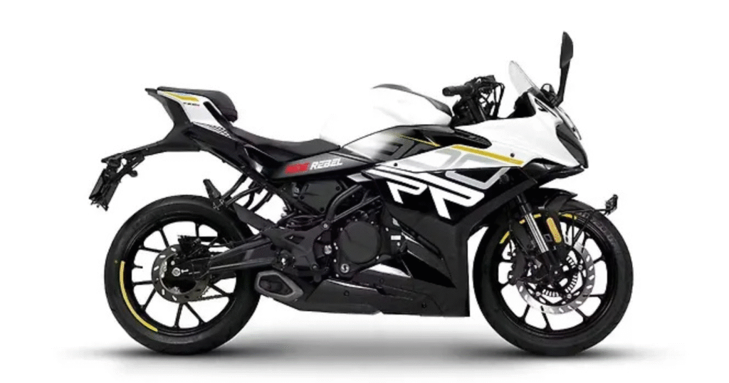 Keeway RR 300 side view with full fairing