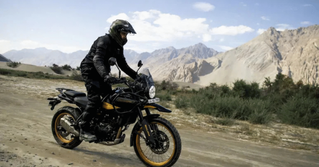 Royal Enfield Himalayan 450 with Tubeless Cross Spoke Wheels rding down hill