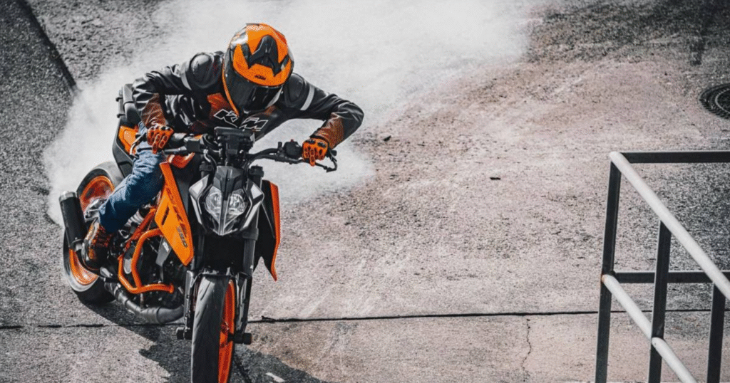 ktm duke 160 burnout drone shot