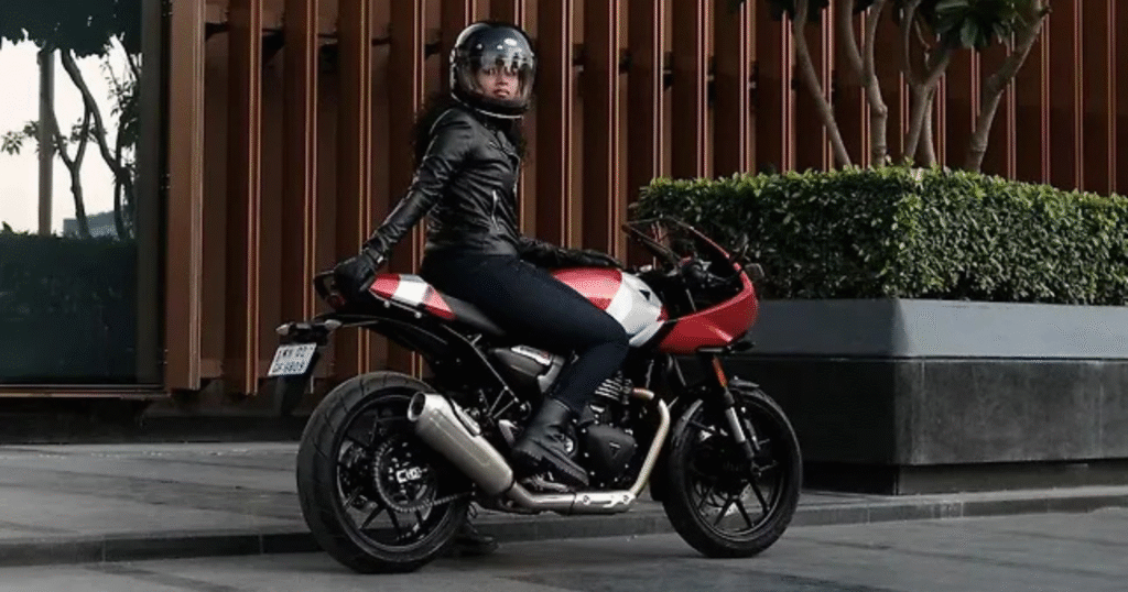 New Triumph Thruxton 400 cafe racer launched in India