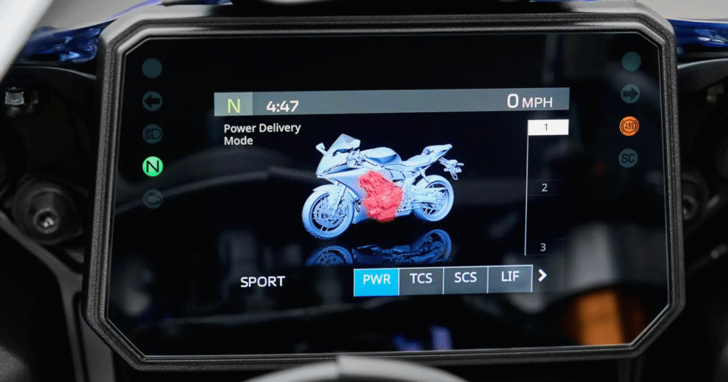 5-inch TFT display on 2026 Yamaha YZF-R7 showing connected features and ride modes